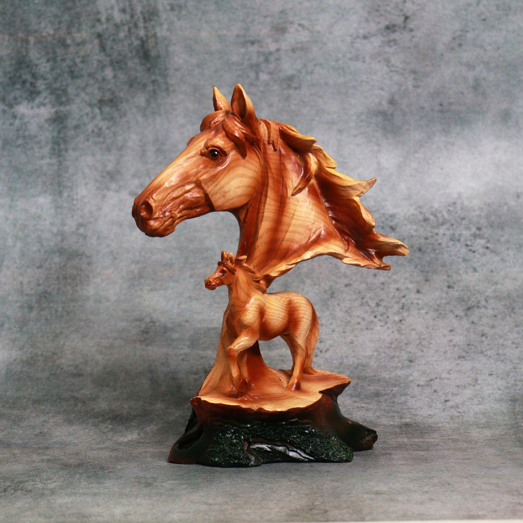 Horse Showpiece